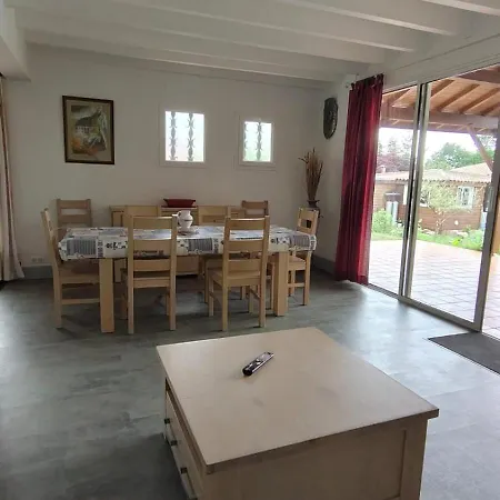 La Sapiniere 24 Maison 6 Personnes Etang Piscine Mini Golf Holiday home